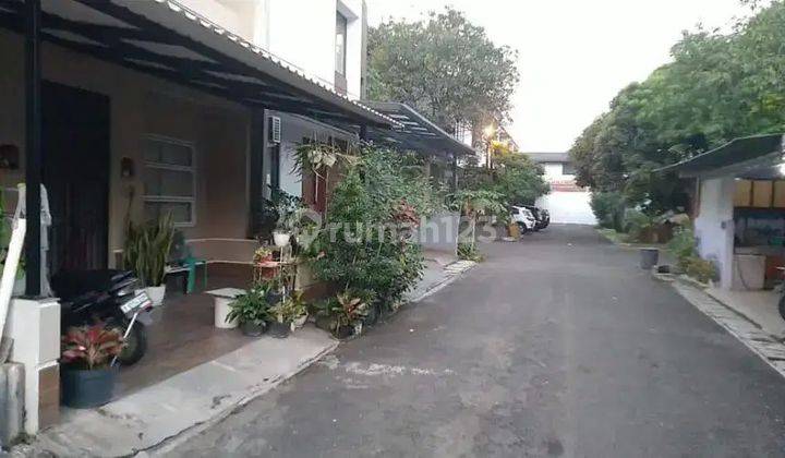 Rumah siap huni di Lippo Karawaci Tangerang  1