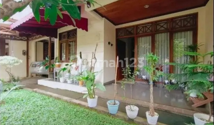 Rumah Asri Di Perum Taman Rempoa Indah Tangsel