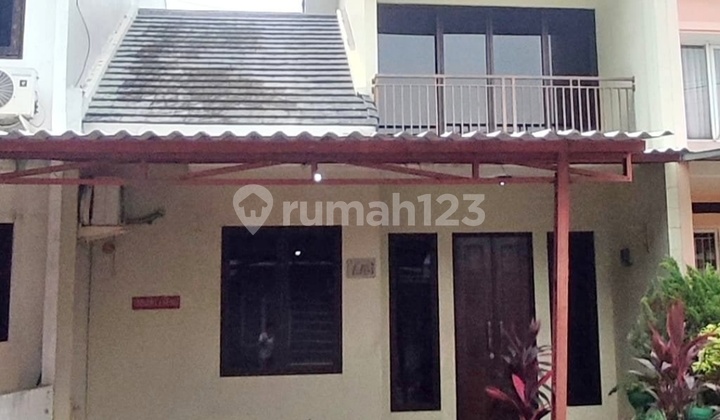 Ready to Live In House in Serpong, Tangerang