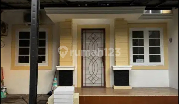 Ready-to-Occupy House in Delatinos BSD City