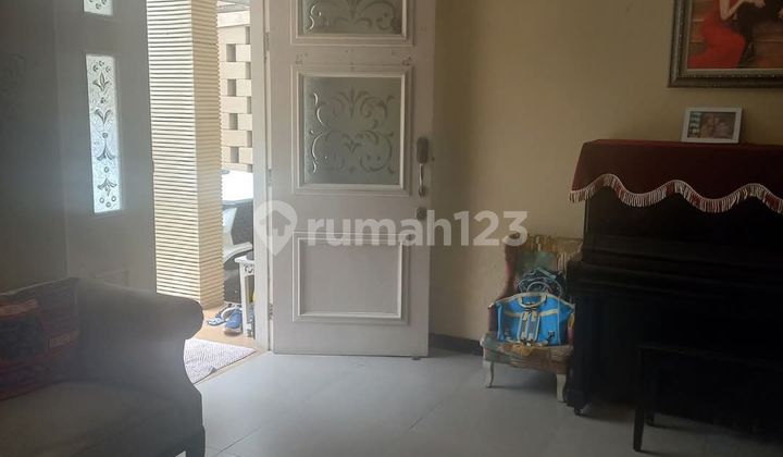 Ready-to-Occupy House in Delatinos BSD 2