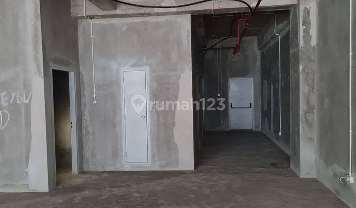 Gedung Kantor Land Mark Pluit Kawasan Super Strategis Kosong 2