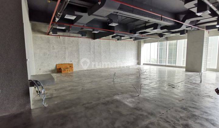 Office Gold Coast 190 M2 Pik 2 View Laut Kondisi Bare 1