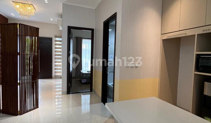 Rumah Furnished di Golf Island PIK, 8x20 Sudah Renov, 4+1 Kamar 2