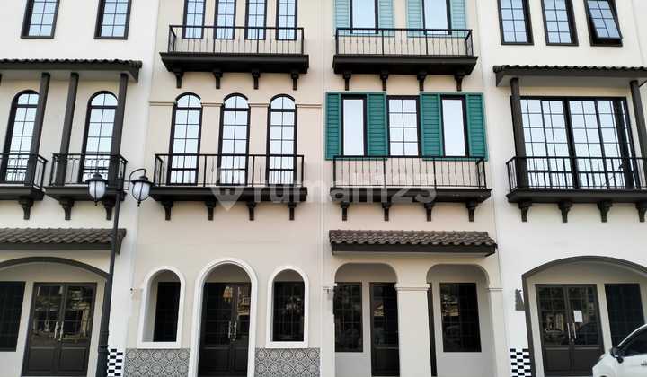 Ruko Pik2 Osaka 2 Muka Boulevard, 4,5x20, Cocok Kantor Dan Bisnis