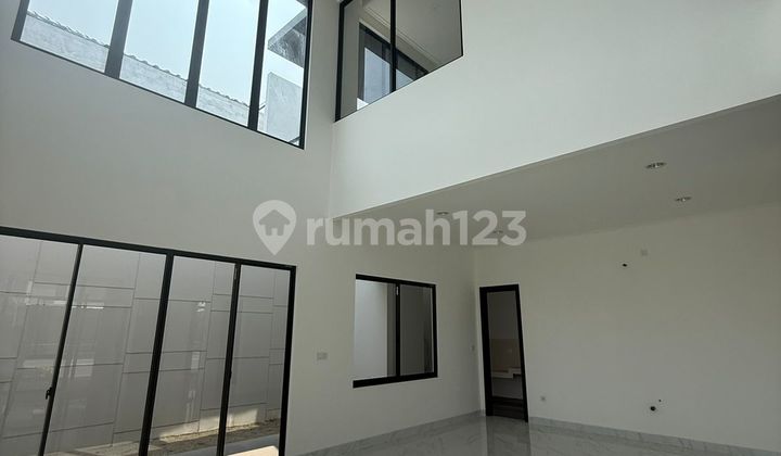Turun Harga Rumah Pik 2 Villa Pasir Putih 10X20 - Dekat Danau