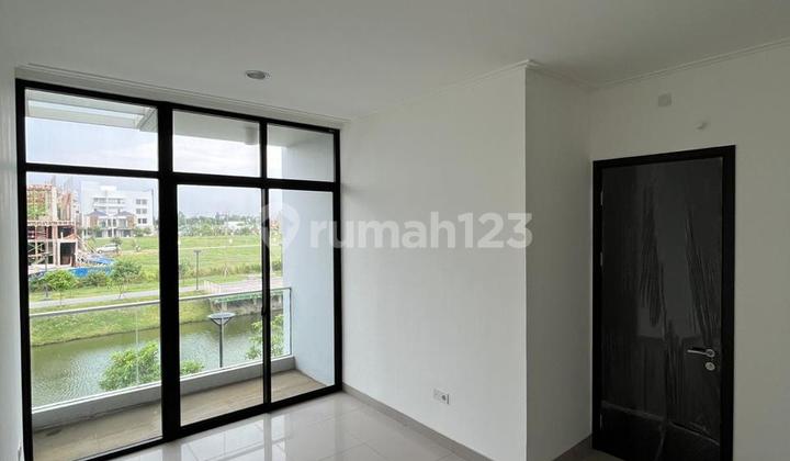 Disewakan Rumah 8X15 Pik 2 View Danau di Cluster Favorit Murah 2