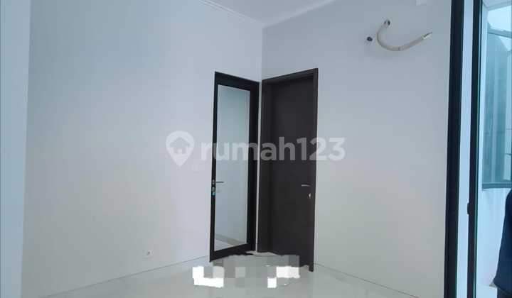 Only One Unit! Promo Spesial Dibawah Harga Sp - Rumah Kuningan Village 8X15 Pik2