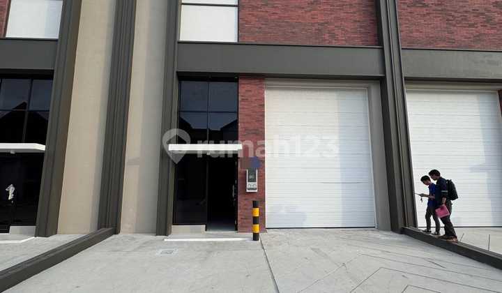 Dijual Gudang 9X20 Bizpark Pik 2 Brand New - Kondisi Plong Ready Unit Dijual Gudang 9X20 Bizpark Pik 2 Brand New - Kondisi Plong Ready Unit