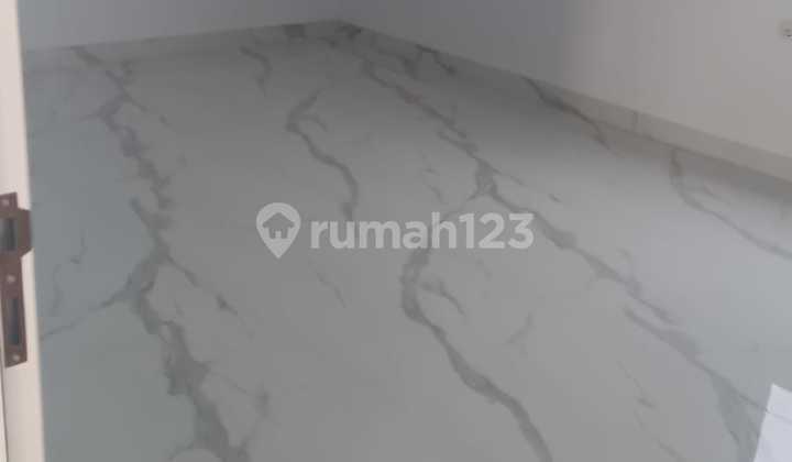 Sewa Rumah Katamaran Pik 1 - Ready Unit Semi Furnished Ada AC 2