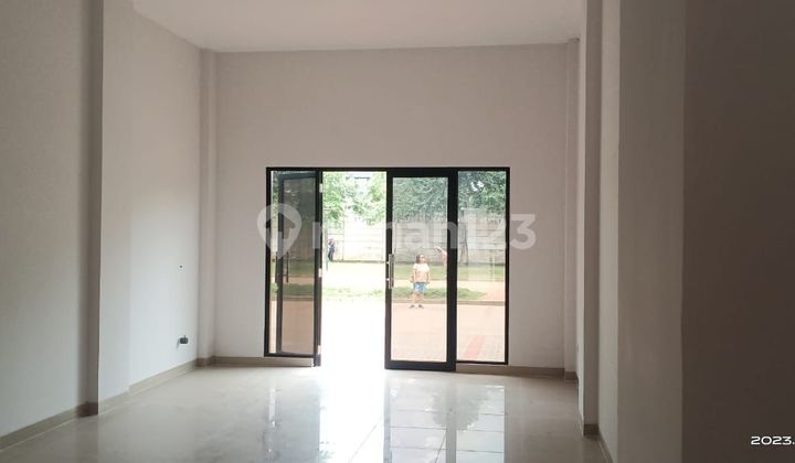 Ruko 2 Muka Hadap Jalan di Sedayu City - Kelapa Gading Siap Pakai