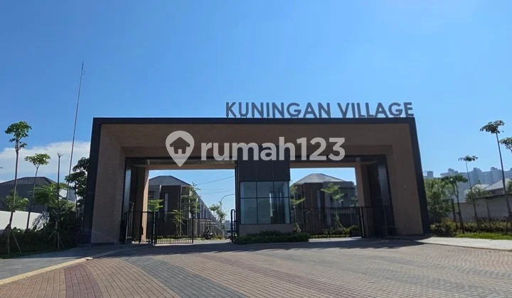 Promo Terbatas! Free PPN - Rumah Kuningan Village Pik 2 Ready Unit