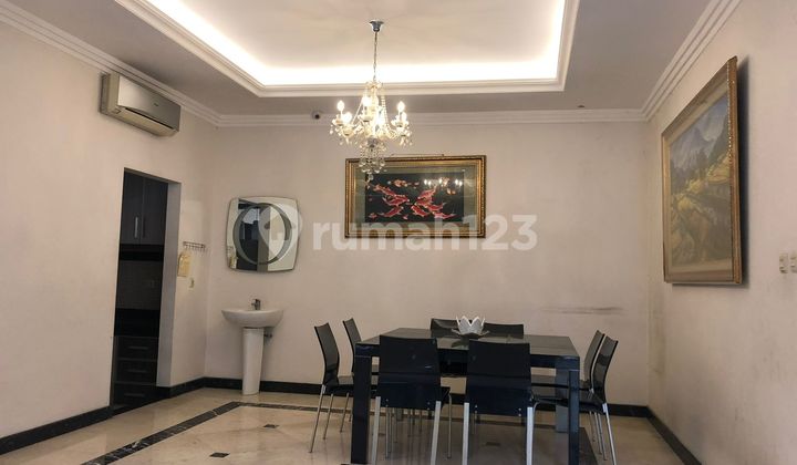Hoek House Permata Buana 316m2 Fully Furnished Ready to Move In Just Bring Your Suitcase