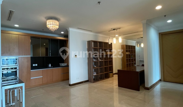 TERMURAH! Apartment Kempinski Furnish 225 m2 - Lantai Tinggi 2