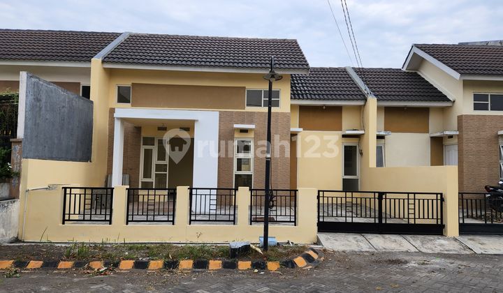 Rumah Grand Surya Luas Tanah Besar Murah 1