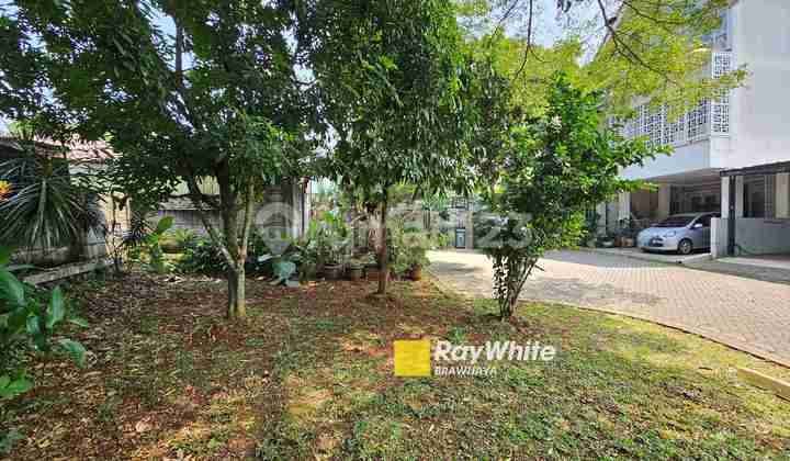 House in Grand Cibubur Country, Bogor, Beautiful Design, Ready to Occupy. 2