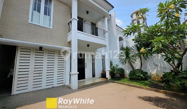 Rumah di Pekayon, Pejaten Barat, Jakarta Selatan, Dekat Mal Pejaten Village, Bebas Banjir