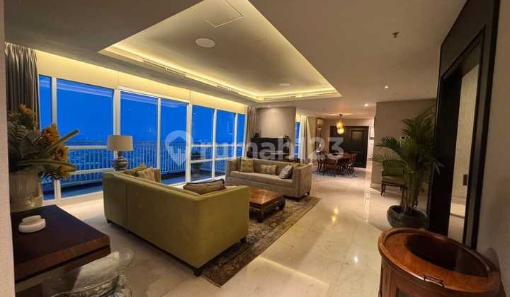 Penthouse di Apartemen Essence Darmawangsa, Kebayoran Baru, Duplex, Siap Huni