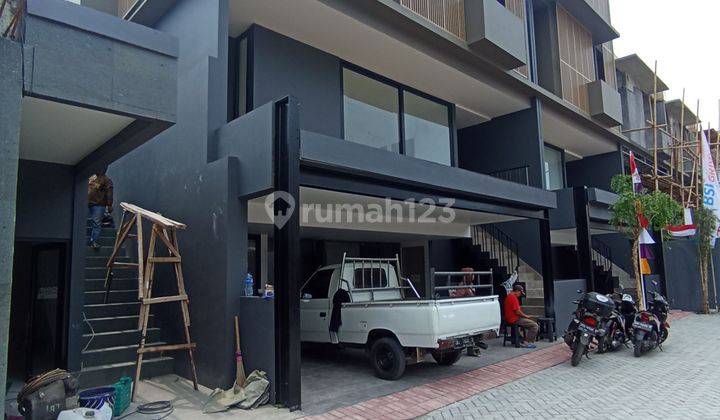 Rumah Townhouse Pastinya Makin Di Sayang Istri 1