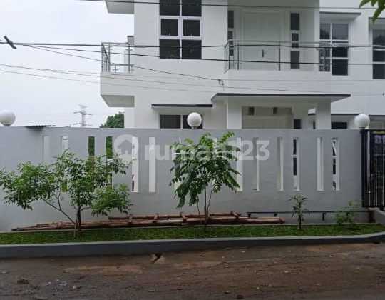 Rumah Hook Luas Mewah Cantik Di Cinere Nempel Jaksel