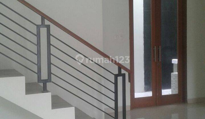 Rumah Luas Dalam Townhouse Cinere Harga Murah Banget 2