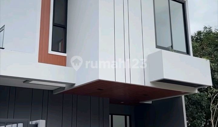 Rumah Cantik Private Cirendeu 3 Kilo ke MRT Lebakbulus