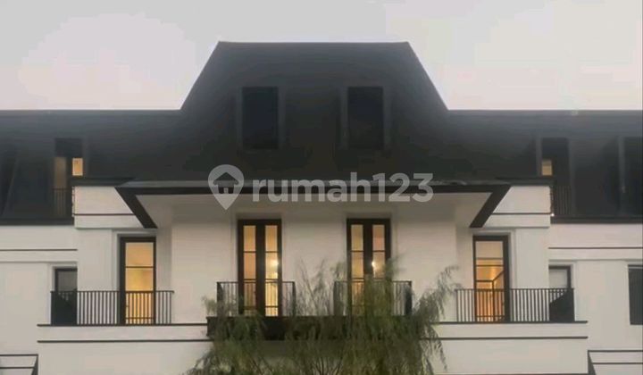 Rumah Mewah Banget 5 Menit ke Mall Pondok Indah