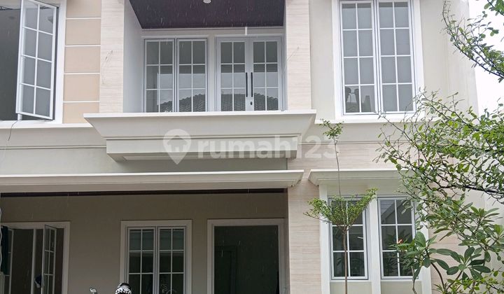 House in a Luxury Cluster Adjacent to Andara, South Jakarta