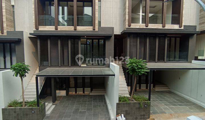 Rumah Luas Sangat Berkelas Untuk Keluarga Di Andara 1