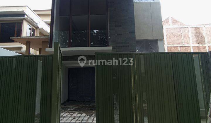 Rumah nempel lap golf pondok labu dekat 2 MRT dan fasilitas 1