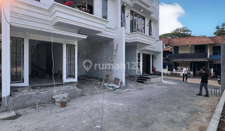 Kapan lagi punya rumah 1,3 M di jaksel full fasilitas 1