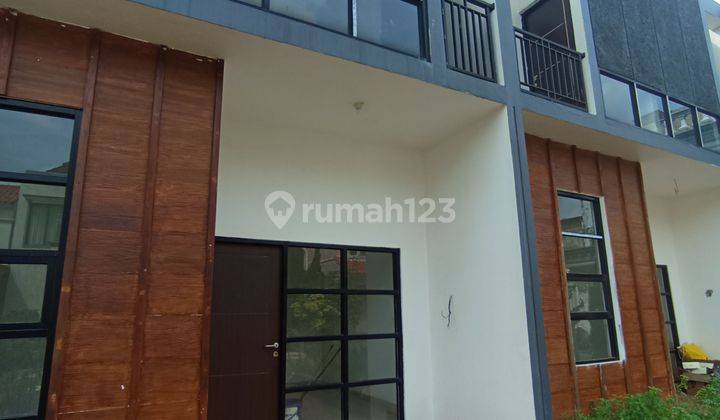 Rumah luas nempel pondok labu dan tol Andara 2