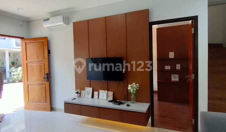Rumah Furnished Mewah Termurah Nempel MRT Lebakbulus 2