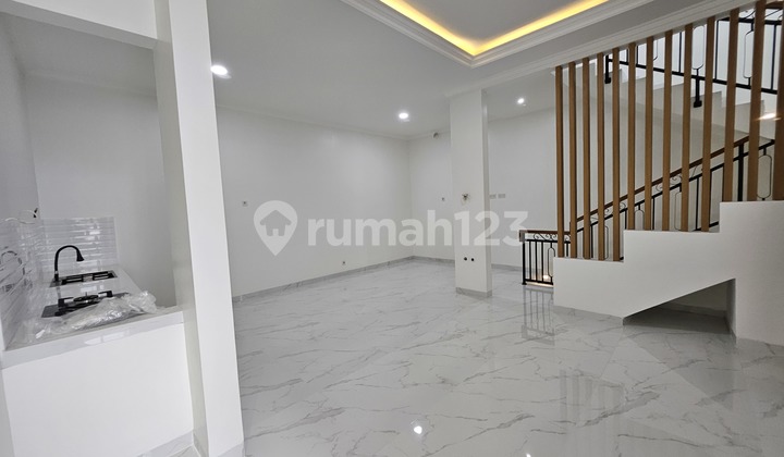 Rumah 3 Lantai Nempel Mall Cinere Dan Mrt Lebak Bulus 2