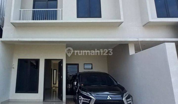 Rumah Cantik Di Lokasi Strategis Dekat Stasiun Citayem Dan Tol 1