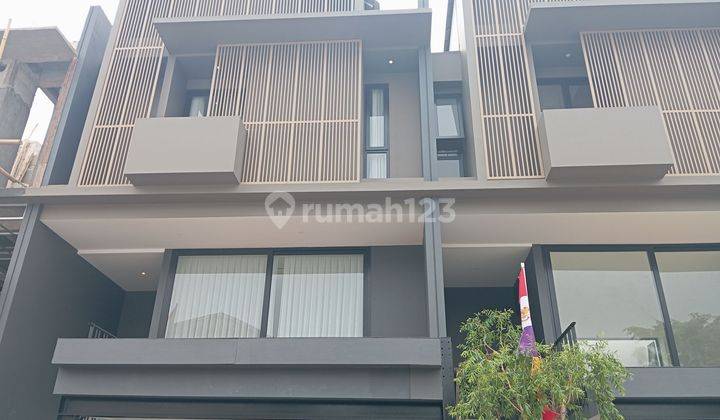 Rumah semi furnished Pavorit Nya Area Cilandak  2