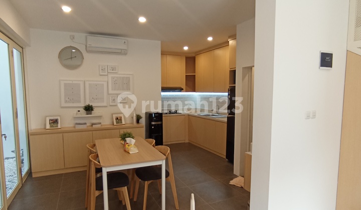 Rumah Cantik Cuma 2 Kilometer Dari MRT Lebakbulus 2