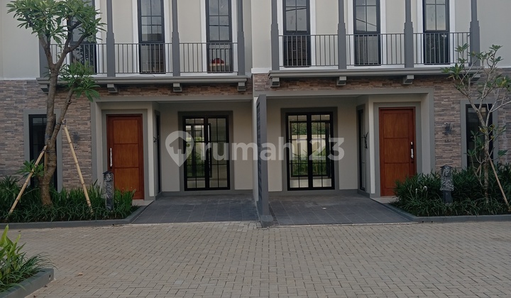 Cuma Disini Rumah Siap Huni Nempel MRT Lebakbulus