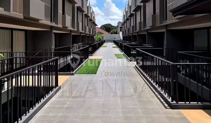 Rumah Double Decker Termewah di Cilandak Jaksel 2