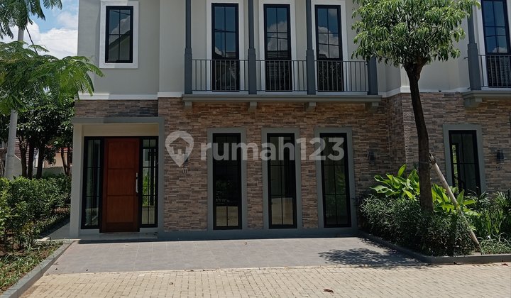 Rumah Cluster Reesort Nempel MRT Lebakbulus