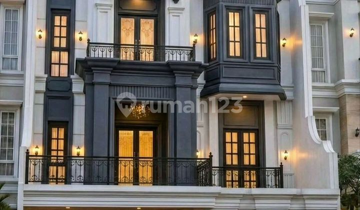 Rumah Sangat Mewah di Cilandaka Margasatwa