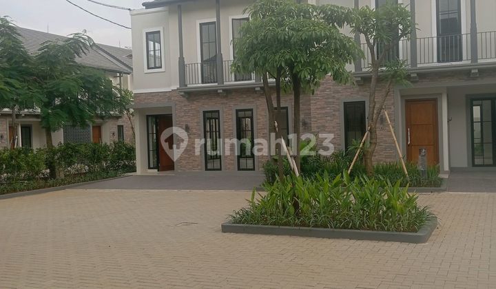 Rumah Hook Paling Luas Mewah 10 Menit MRT Lebakbulus