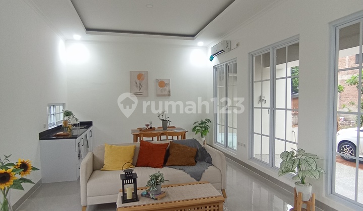 House in a Luxury Cluster Adjacent to Andara, South Jakarta