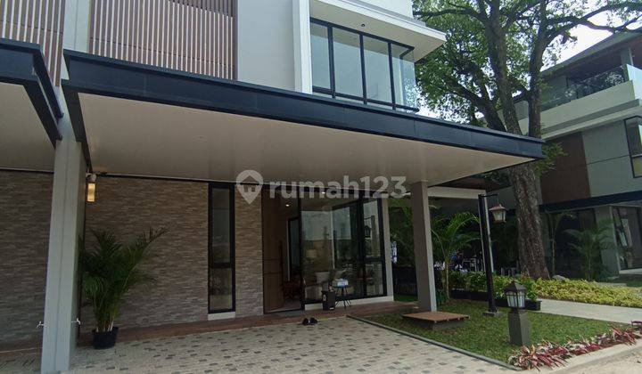 Rumah 3 Lantai Paling Modern Nempel Lebak Bulus 2