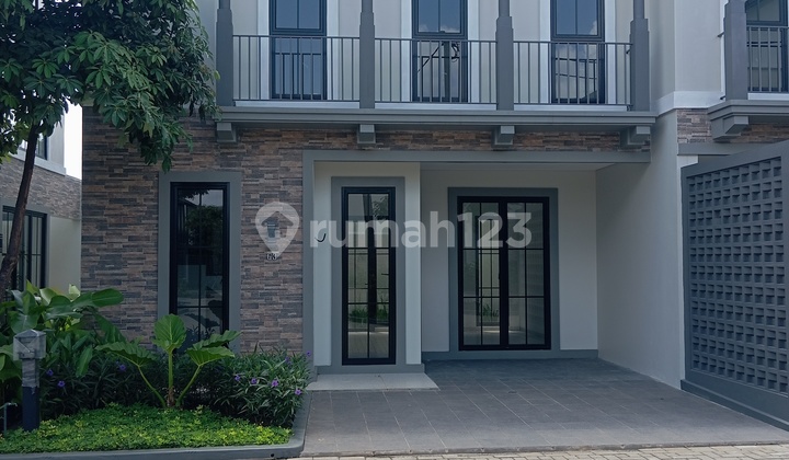 House Ready, Just 10 Minutes to Lebakbulus MRT.