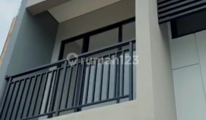 Rumah Dua Lantai Tanpa Dp Nempel Tol Dan Lebak Bulus