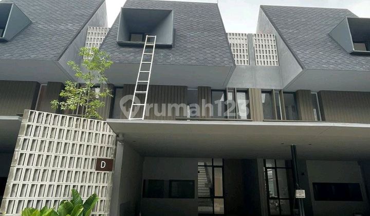 Rumah Siap Huni Best Lokasi Pavorite Keluarga Jaksel