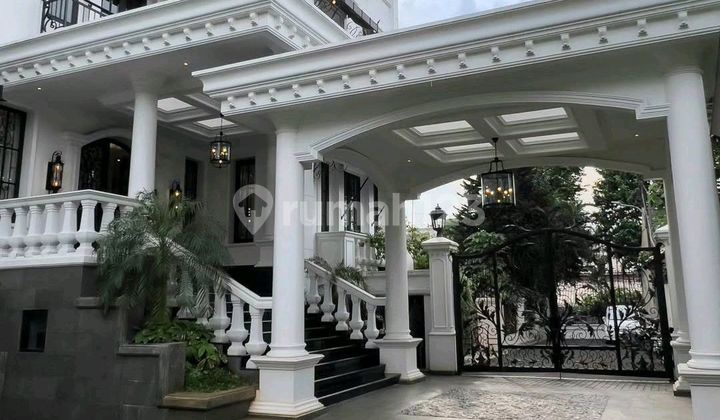 Fully Furnished Very Luxurious House in Prime Location Kemang, South Jakarta