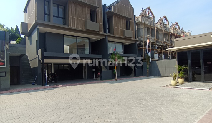 Rumah Double Decker Termewah Tanpa Dp Nempel Cilandak Kko