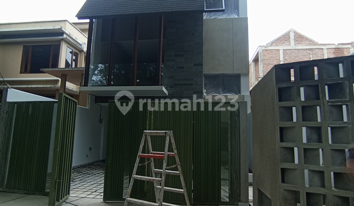 Cool House Eases Your Access to Public Facilities 2